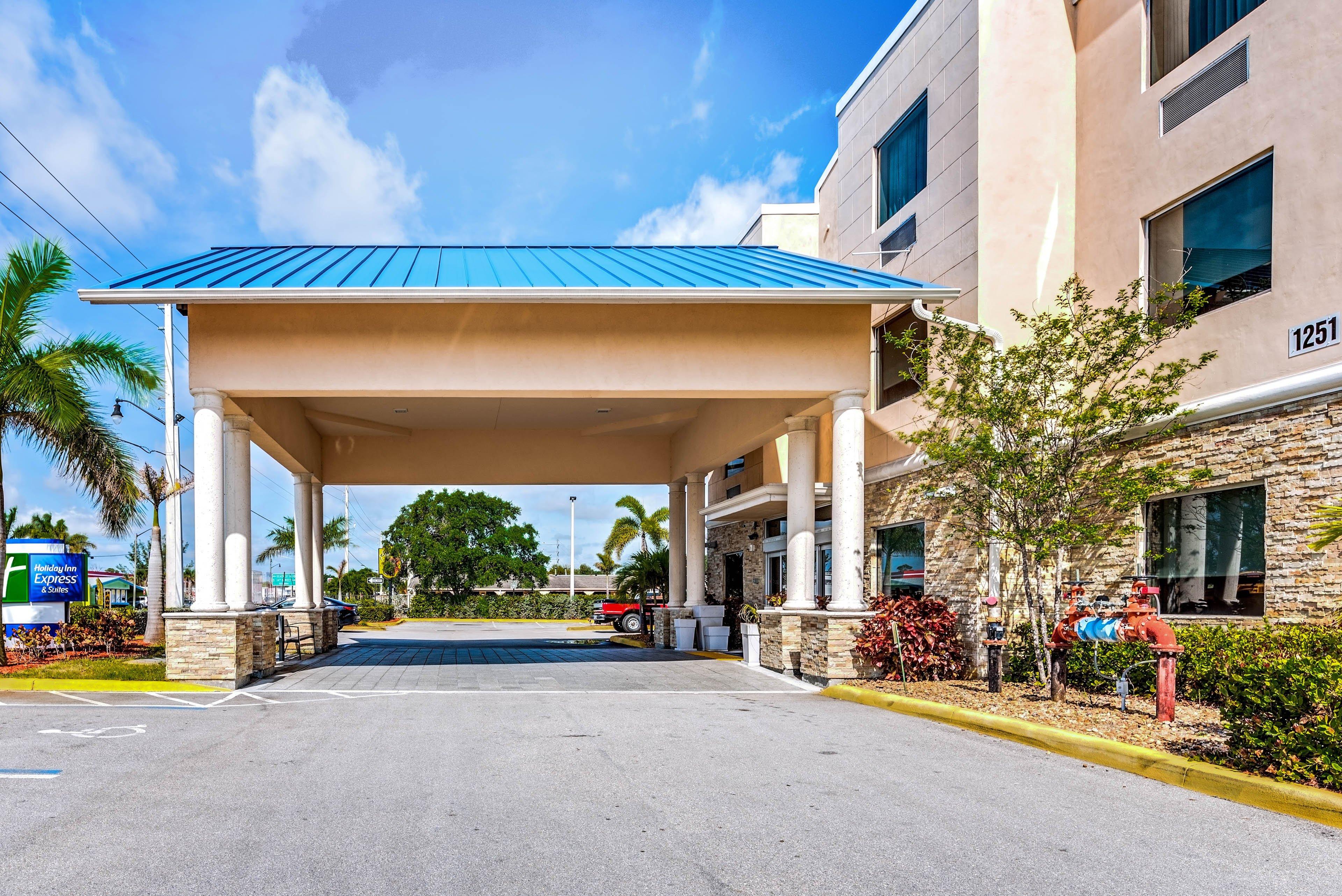 Holiday Inn Express & Suites Lantana By Ihg Εξωτερικό φωτογραφία